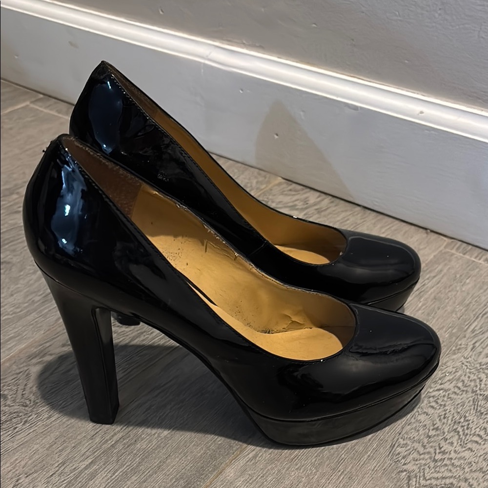 Nine West platform Women's Pumps
